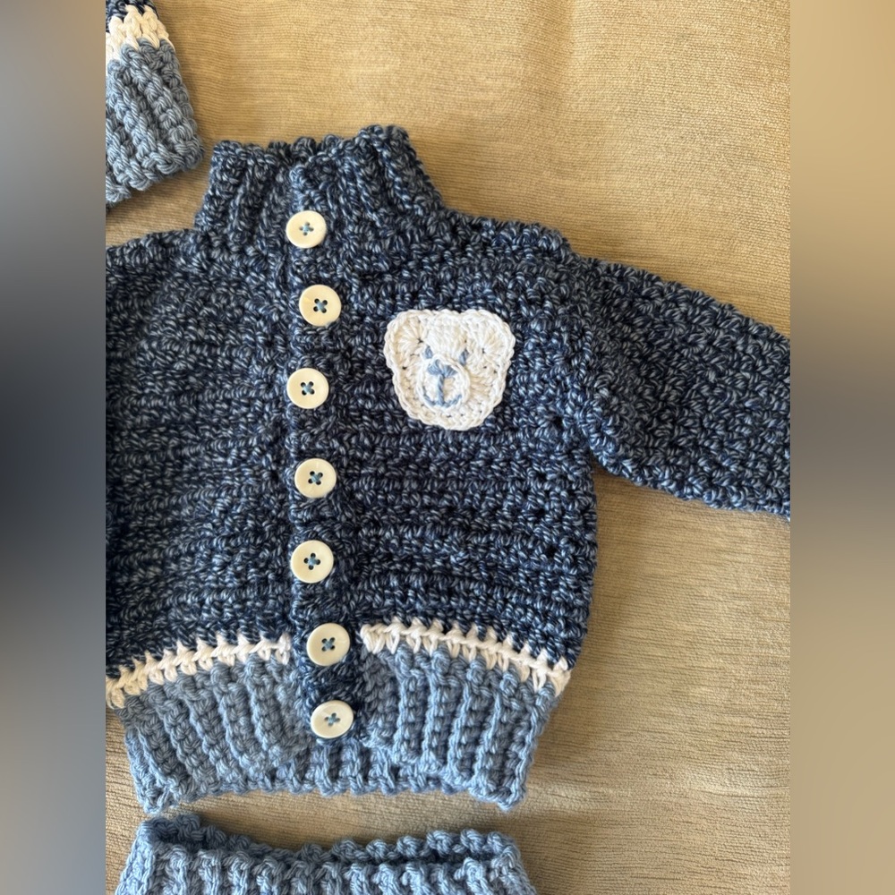 Handmade Crochet Baby Boy Outfit Set Navy Blue & Gray Sweater Hat Booties 0–3 - Picture 3 of 10